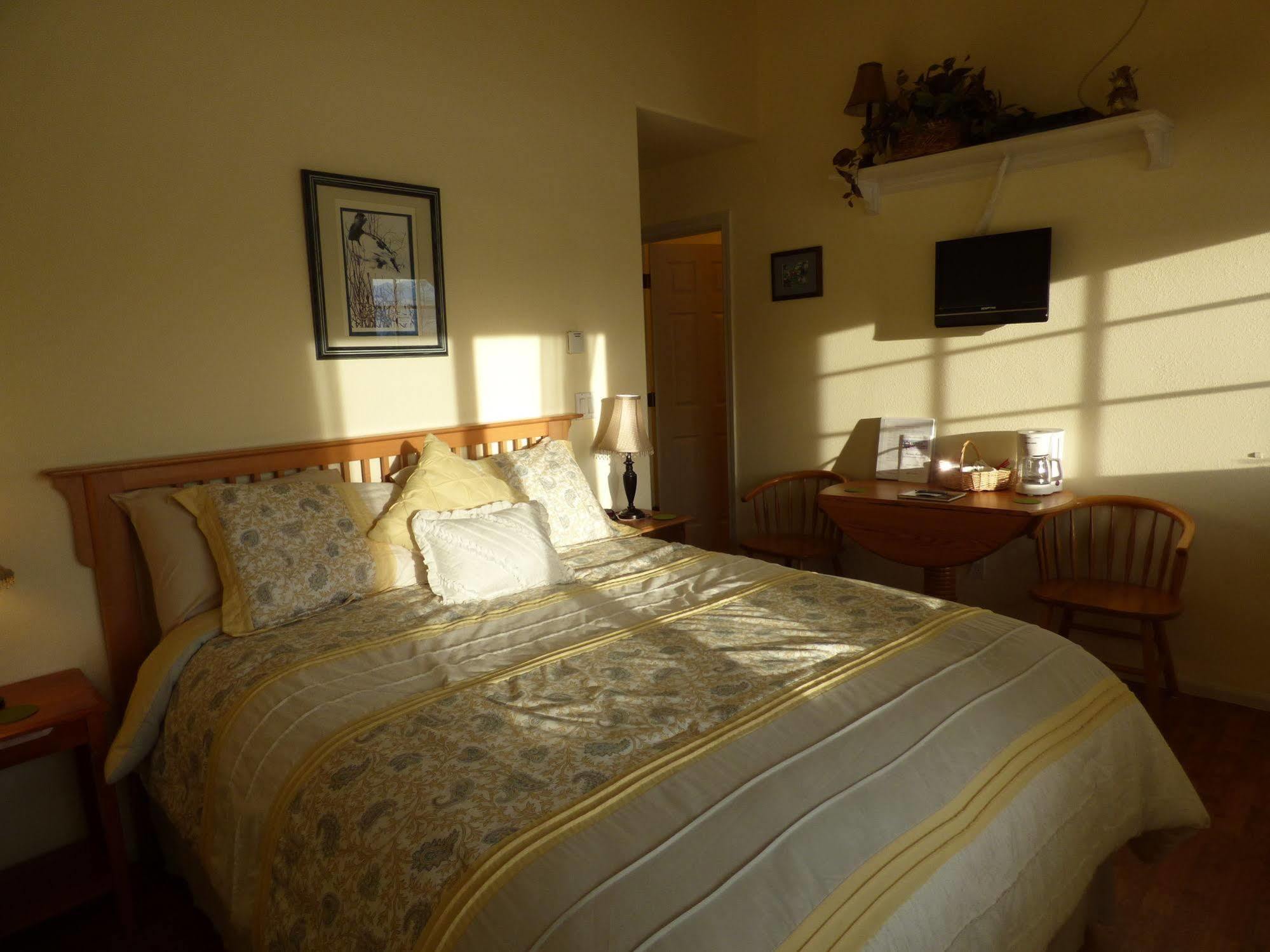 Crane'S Rest B&B Fritz Creek ภายนอก รูปภาพ