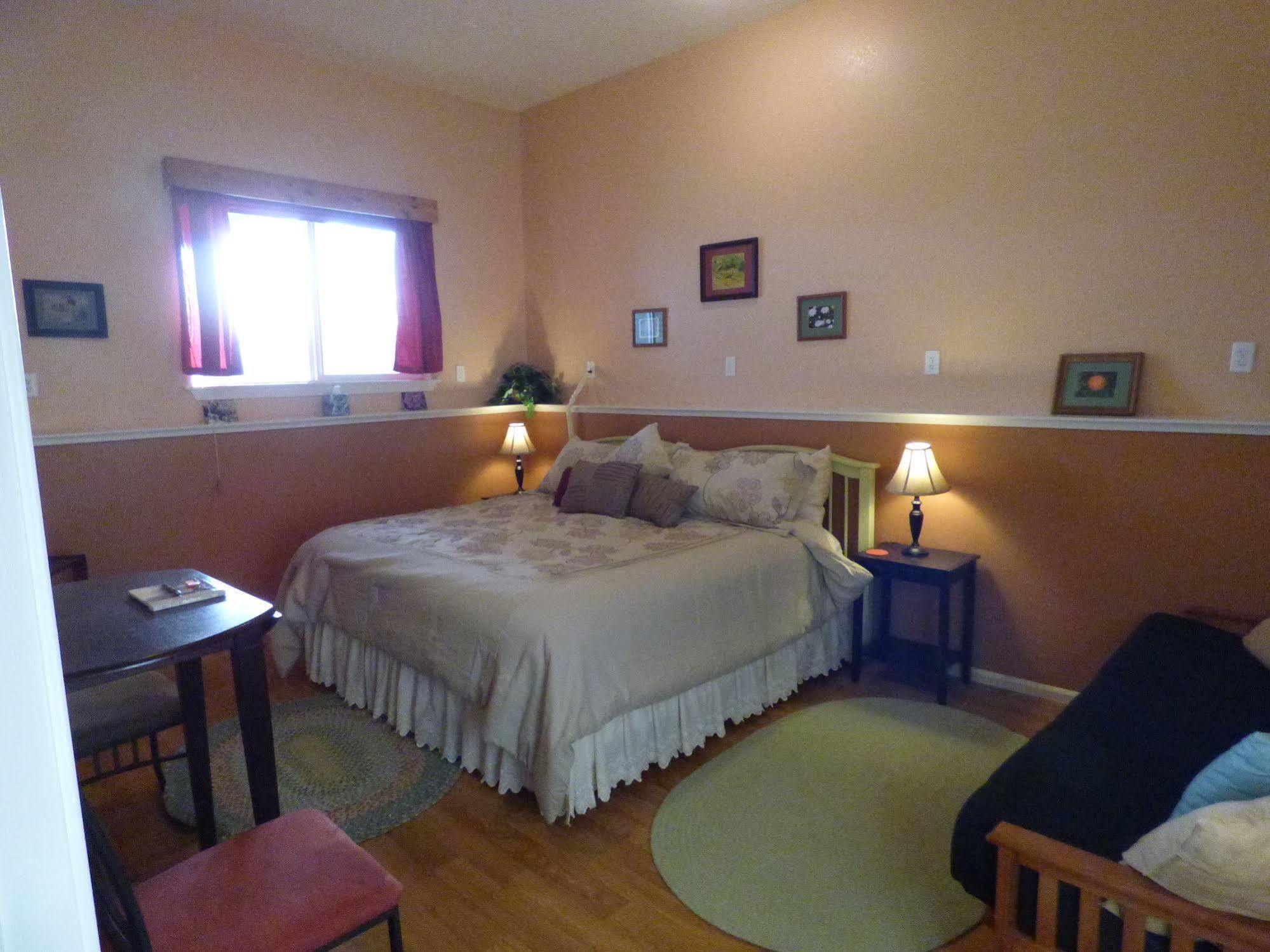 Crane'S Rest B&B Fritz Creek ภายนอก รูปภาพ